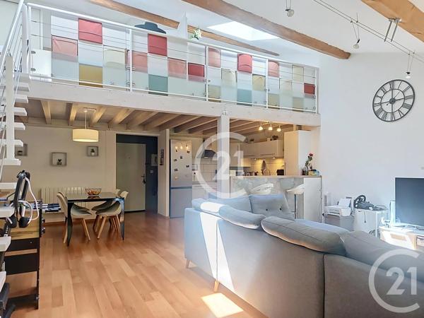 Appartement Duplex à vendre  5 pièces - 98,90 m 2   LAGNIEU  - 01