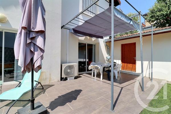Appartement Duplex à vendre  5 pièces - 98,90 m 2   LAGNIEU  - 01