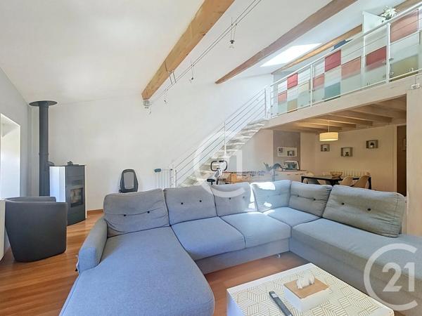 Appartement Duplex à vendre  5 pièces - 98,90 m 2   LAGNIEU  - 01