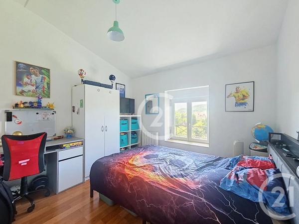 Appartement Duplex à vendre  5 pièces - 98,90 m 2   LAGNIEU  - 01