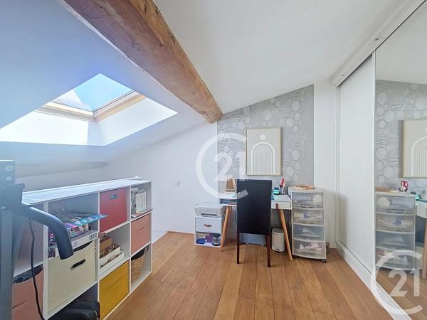 Appartement Duplex à vendre  5 pièces - 98,90 m 2   LAGNIEU  - 01