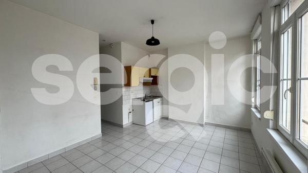 Location 2 Pieces 43 59500 Douai 17 1231 01 0002