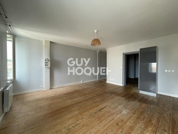 APPARTEMENT À LOUER DE 2 PIÈCES DE 52,18 M²