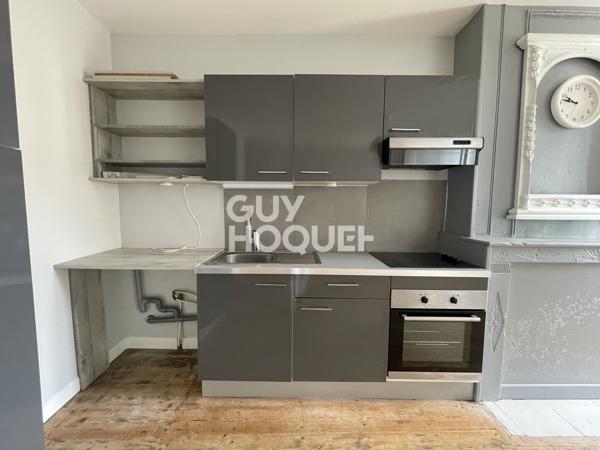 APPARTEMENT À LOUER DE 2 PIÈCES DE 52,18 M²