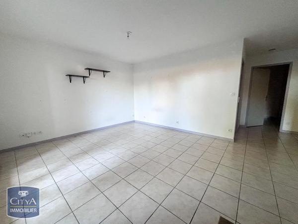 Appartement à louer 4 pièces 74.98m² Carcassonne (11000)