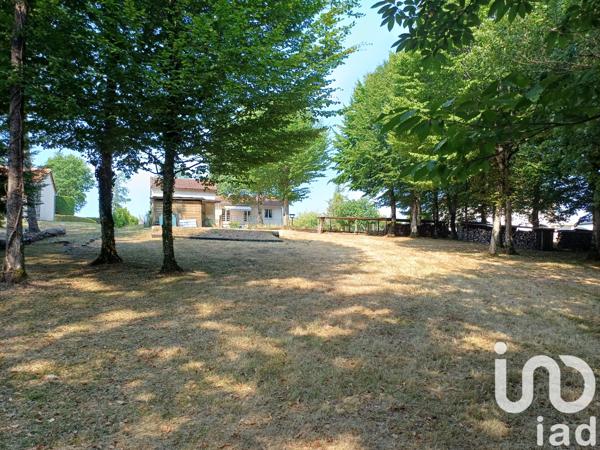 Maison à vendre 4 pièces 111 m² Bassillac et Auberoche