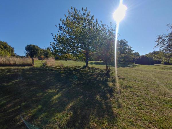 Maison surélevée de 60 M² avec son terrain constructible