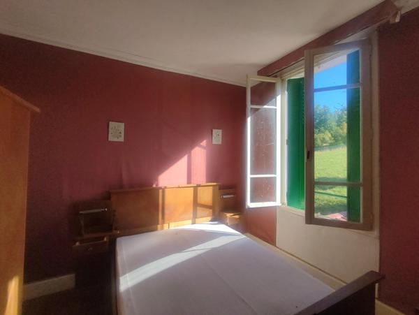 Maison surélevée de 60 M² avec son terrain constructible