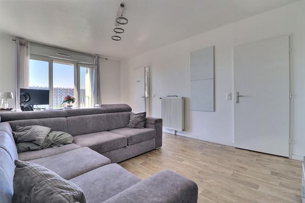 Appartement La Courneuve 2 pièce(s) 52 m2