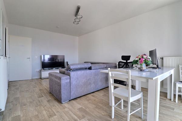 Appartement La Courneuve 2 pièce(s) 52 m2