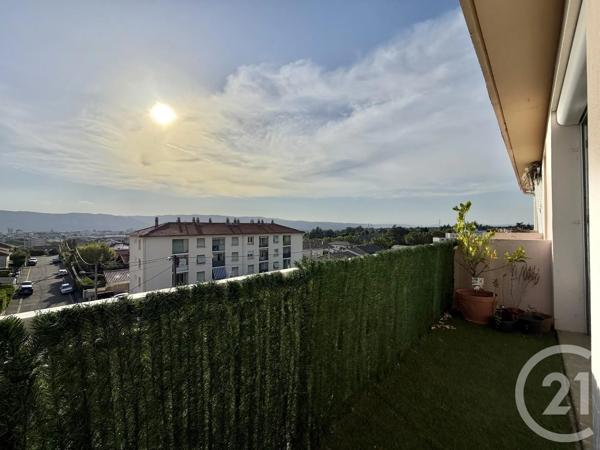 Appartement T2 à vendre  2 pièces - 53 m 2   VALENCE  - 26