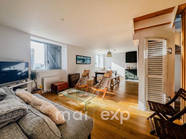 Immeuble de caractère avec vue mer, quartier prisé du Manémeur – Quiberon