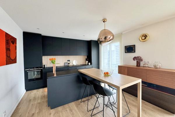 Appartement T3 – Quartier Saint-Hélier – 75 m² avec terrasse, vue dégagée