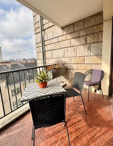 Appartement T3 – Quartier Saint-Hélier – 75 m² avec terrasse, vue dégagée