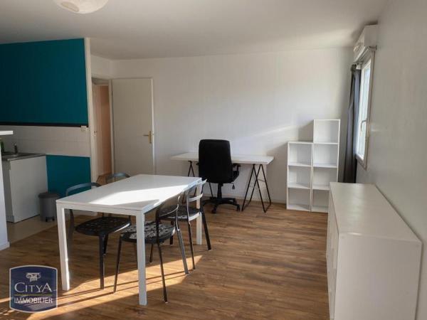 Appartement à louer 2 pièces 51.87m²