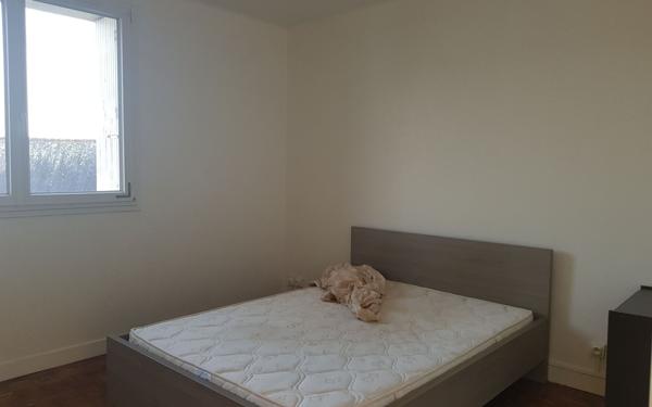 Appartement à vendre    3 pièces • 72 m2 Guingamp