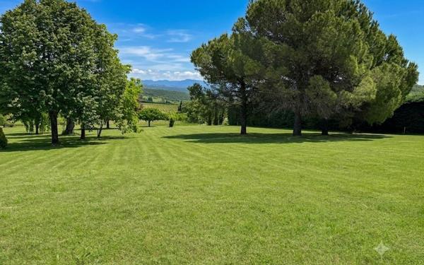 Terrain à vendre