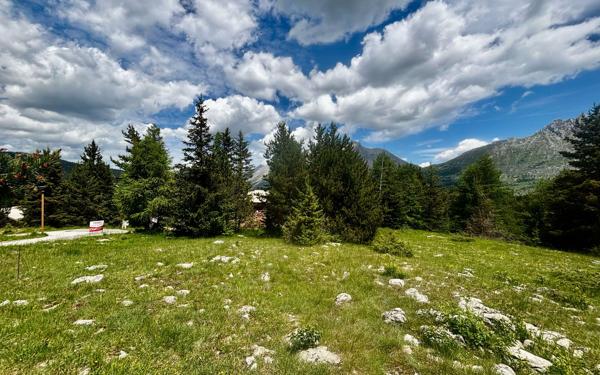 Terrain à vendre