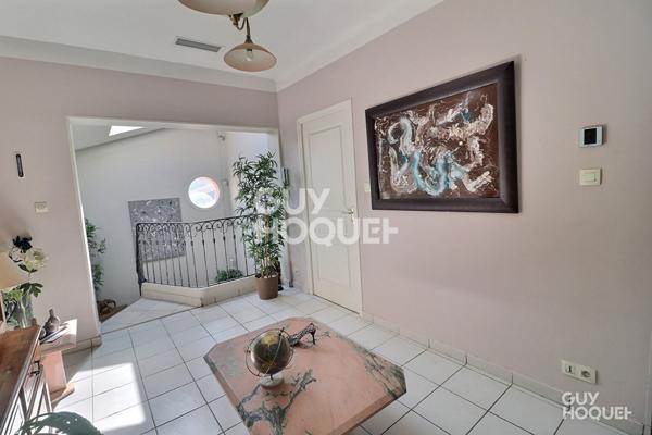 À VENDRE BIEN RARE À LATTES - ÉLÉGANTE VILLA FAMILIALE DE STYLE MÉDITERRANÉEN