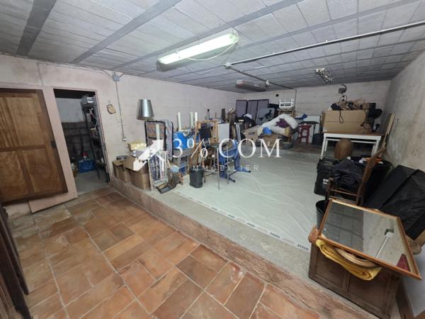 Villa 6 pièce(s) 5 chambre(s) 160 m²