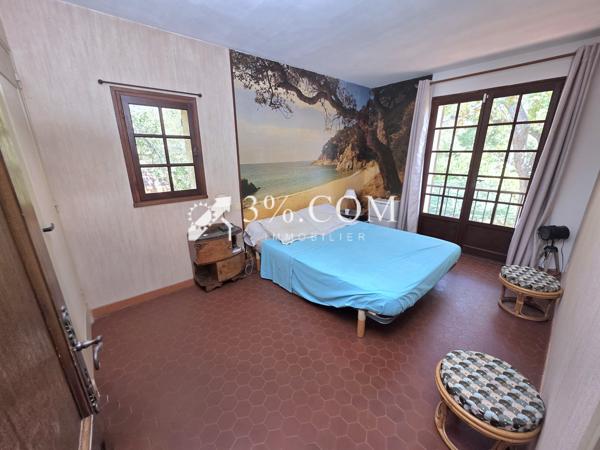 Villa 6 pièce(s) 5 chambre(s) 160 m²