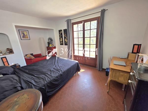 Villa 6 pièce(s) 5 chambre(s) 160 m²
