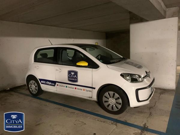 Parking à louer Tours (37000)