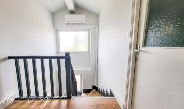 Maison
         7 pièces
        - 160 m² Exclusivité 325 000 €*