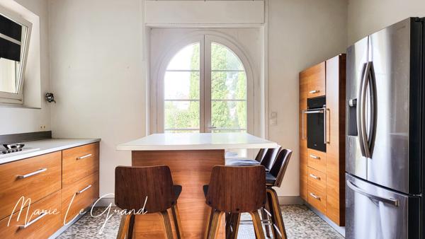 Maison
         7 pièces
        - 160 m² Exclusivité 325 000 €*