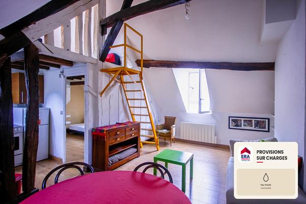 Orléans centre-ville proche tram - Appartement meublé 2 pièces + mezzanine 48 m²