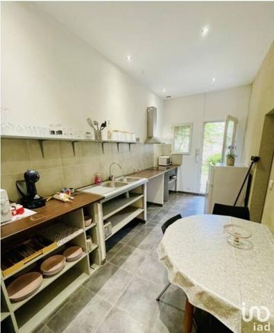 Maison 7 pièces de 380 m² à Sainte-Foy-la-Grande (33220)