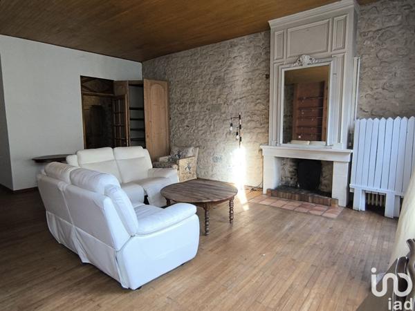 Maison 7 pièces de 380 m² à Sainte-Foy-la-Grande (33220)