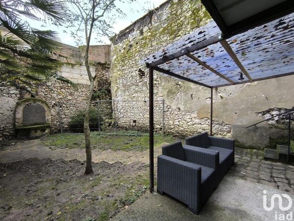 Maison 7 pièces de 380 m² à Sainte-Foy-la-Grande (33220)