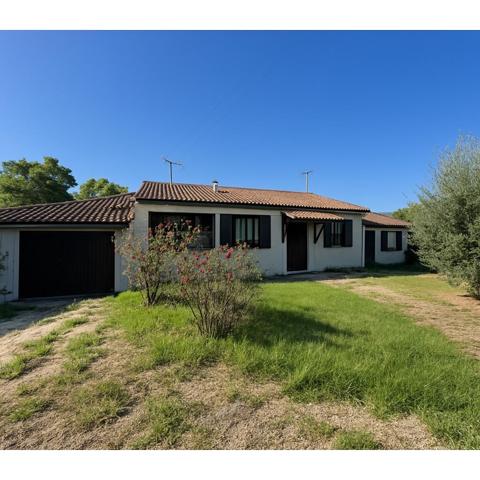 Villa traditionnelle de Type 6 de plain-pied à Montjoire - Montjoire (31380)