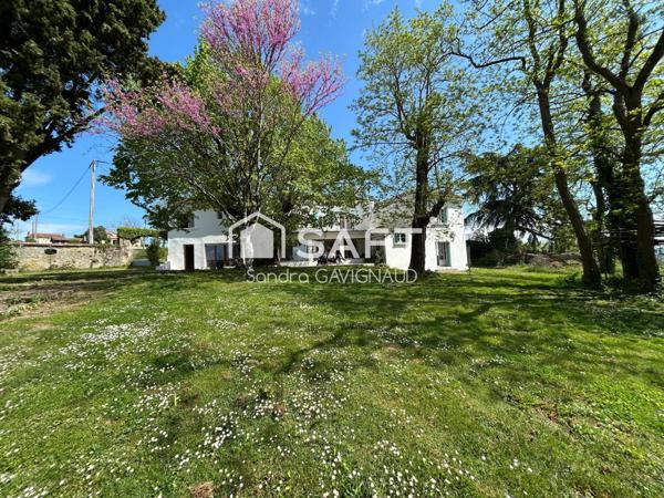 Bien d’exception à Mongauzy – Deux habitations, près de 400 m² – Vue panoramique sur la vallée de la Garonne