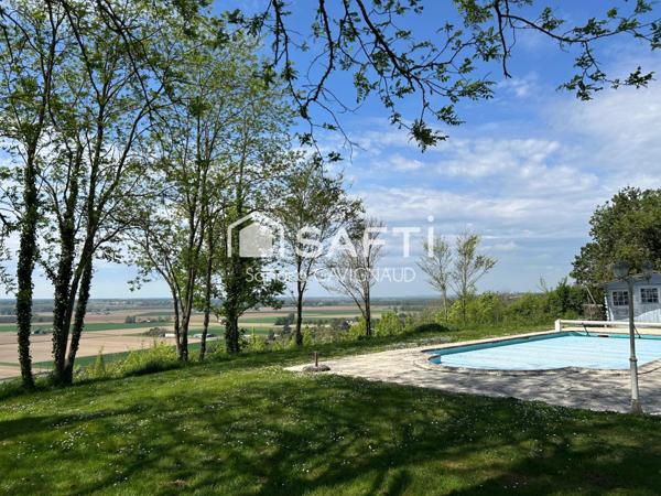 Bien d’exception à Mongauzy – Deux habitations, près de 400 m² – Vue panoramique sur la vallée de la Garonne
