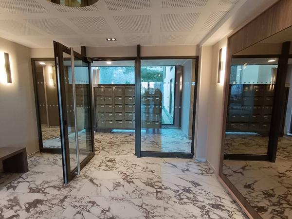 Appartement à vendre 2 pièces de 56 m²