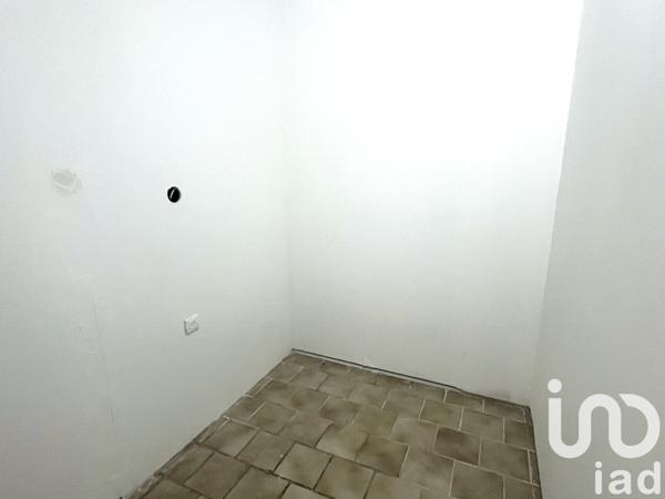 Immeuble à vendre 42 m² Bagnols-sur-Cèze