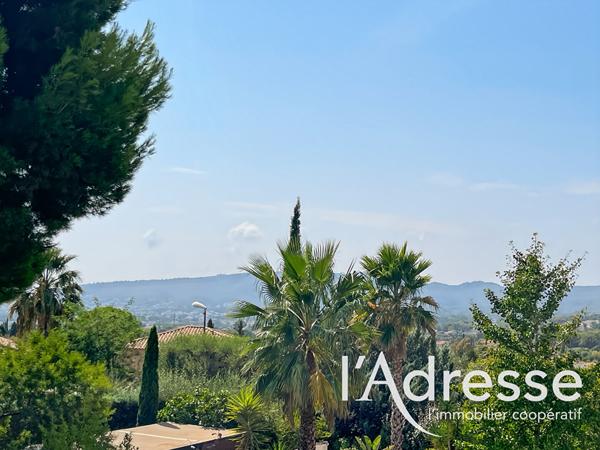 Maison Ceyreste - 4 pièces - 125m²