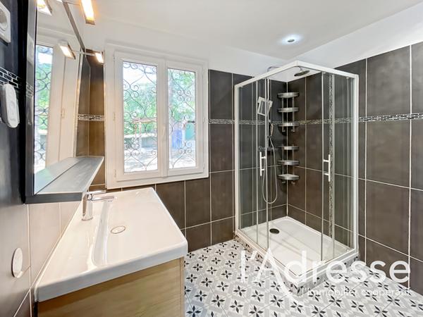 Maison Ceyreste - 4 pièces - 125m²