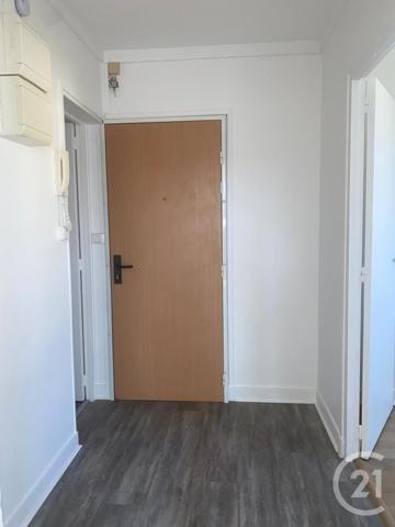 Appartement à vendre  2 pièces - 41,74 m2 FONTAINEBLEAU - 77