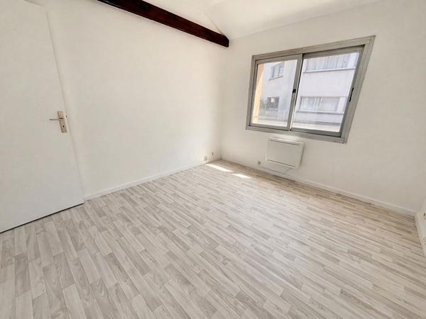 Bureaux à louer 89 M² - Quartier Mairie SAINT MAUR DES FOSSES ( RER A ) - SAINT MAUR DES FOSSES