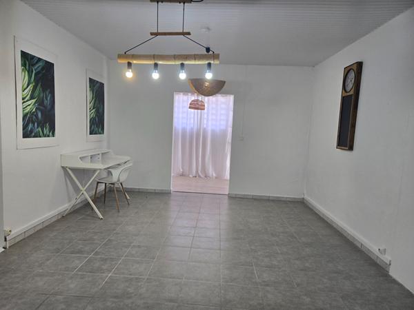 Local commercial Le Lamentin 60 m2