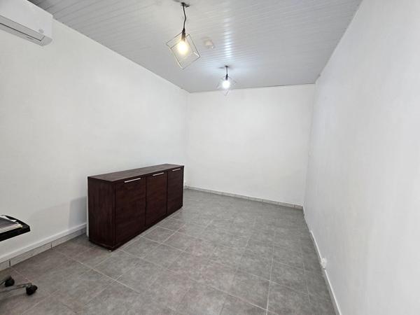 Local commercial Le Lamentin 60 m2