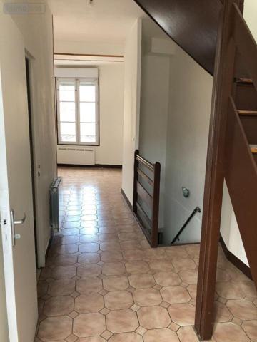 Appartement à louer à Crépy-en-Valois dans l'Oise (60800), ref : 60092/341   
centre ville