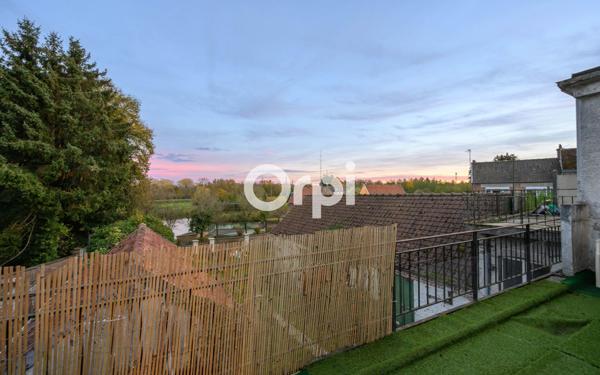 Immeuble à vendre    8 pièces • 280 m2 Berlaimont