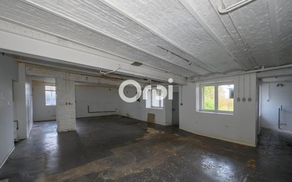 Immeuble à vendre    8 pièces • 280 m2 Berlaimont