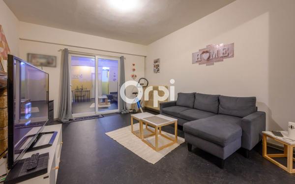 Immeuble à vendre    8 pièces • 280 m2 Berlaimont