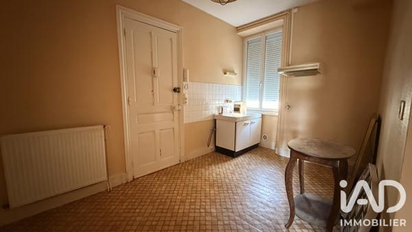 Immeuble à vendre 147,73 m² Thizy-les-Bourgs