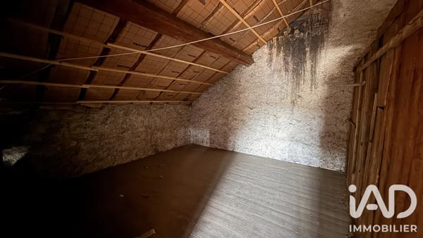 Immeuble à vendre 147,73 m² Thizy-les-Bourgs